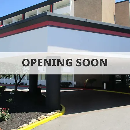 Best Western Plus Kansas City Sports Complex Hotel